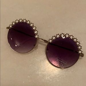 Boho floral daisy round sunglasses